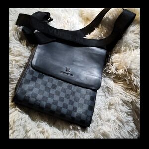 Louis Vuitton crossbody handbag